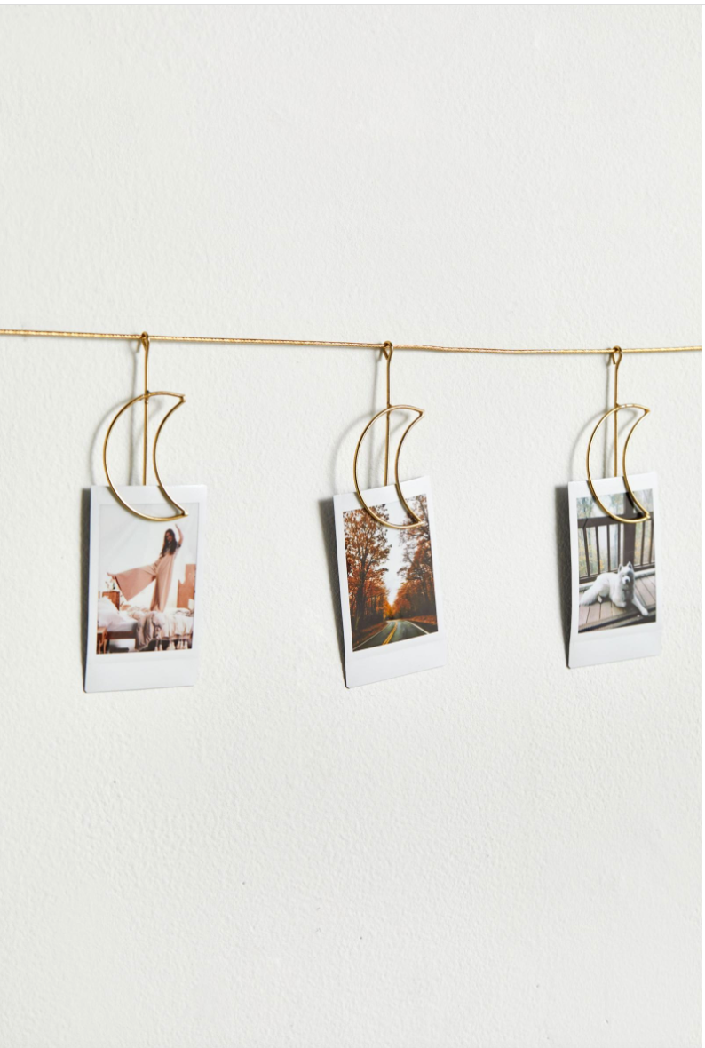 Hand Photo Clip Banner